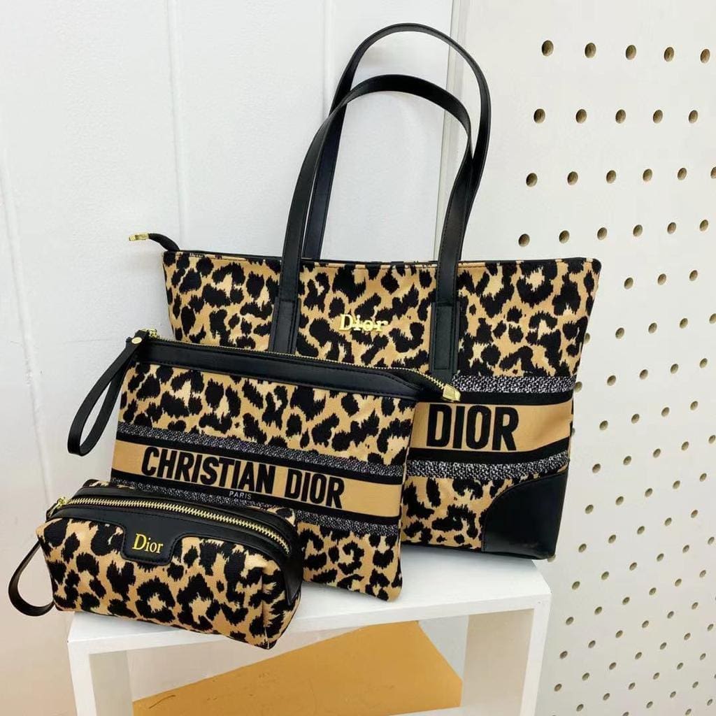 8157 Dior Leopard print bag