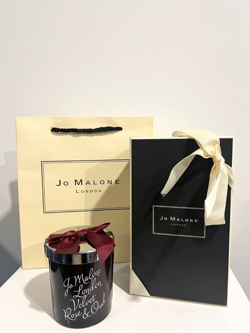 3575 JO MALONE velvet rose and oud candle